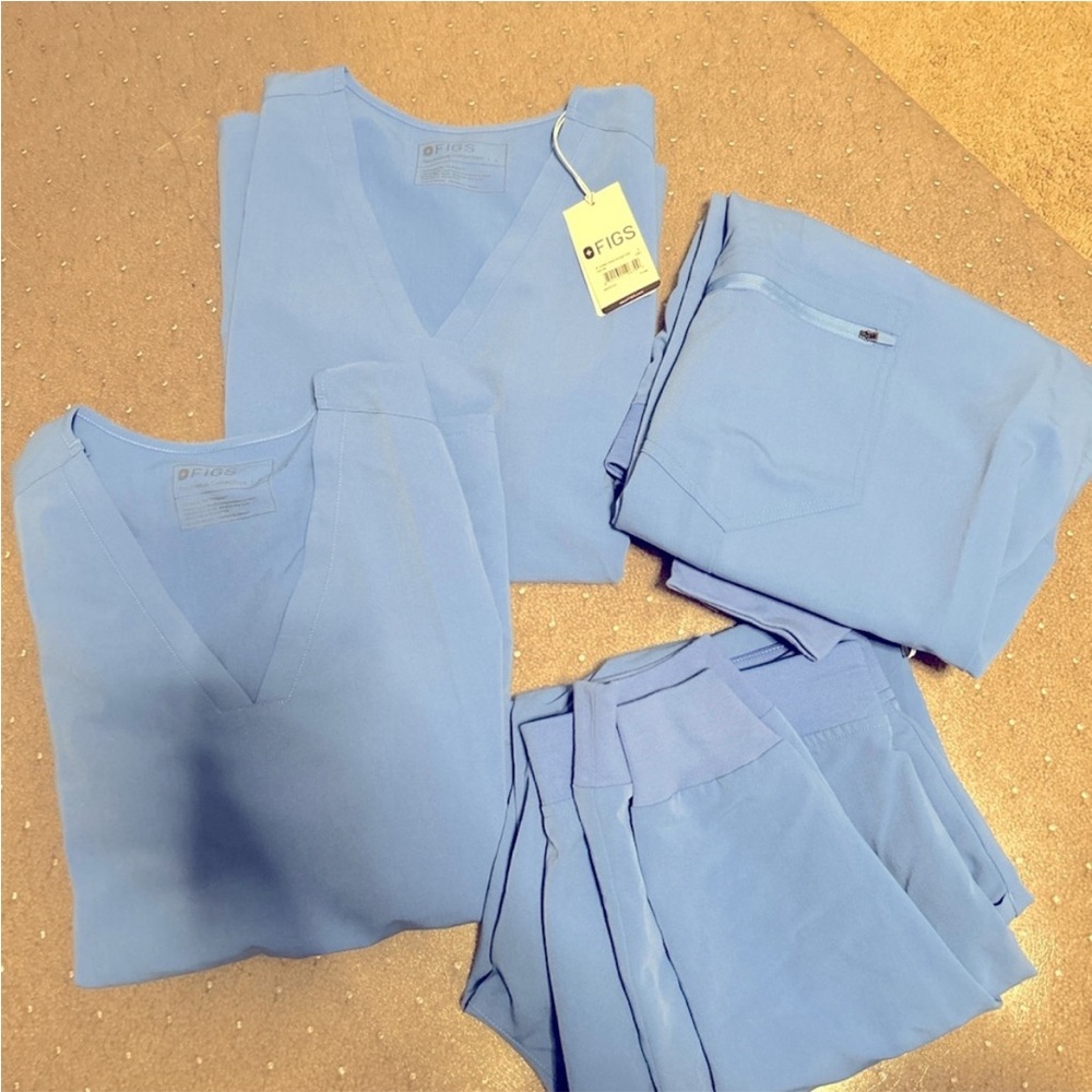 FIGS CEIL BLUE SCRUB SET